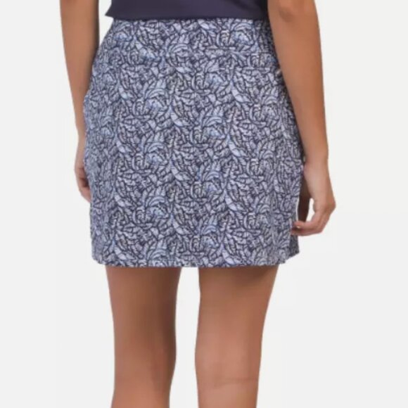 Peter Millar Alice petal palm leaf patterned, blue athletic skort, size Small - Picture 2 of 8